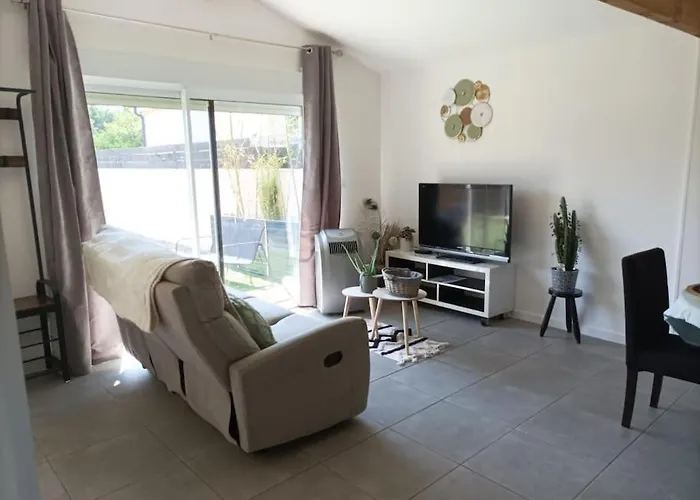 Maison Chaleureuse Au Calme